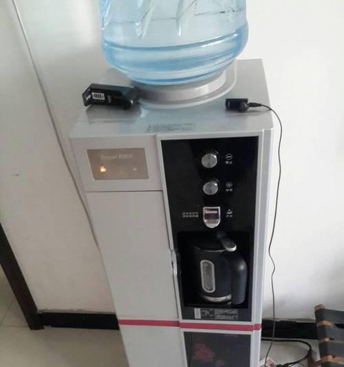 饮水机出水按钮损坏如何修复（简单修复方法让饮水机重新流水畅通）