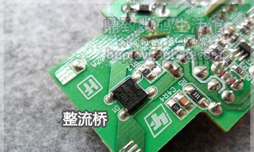 评书机的充电器怎么用？使用时需要注意什么？