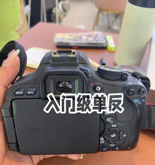 新手如何选择入门级二手佳能相机？选择时应注意什么？