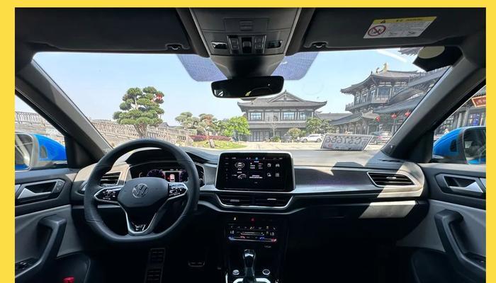 汽车旅行时应该搭配什么音乐？音乐选择对驾驶有何影响？