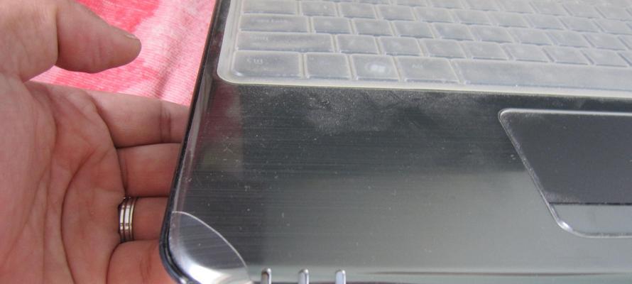 显示器外壳坏了怎么办（解决方法和预防措施）