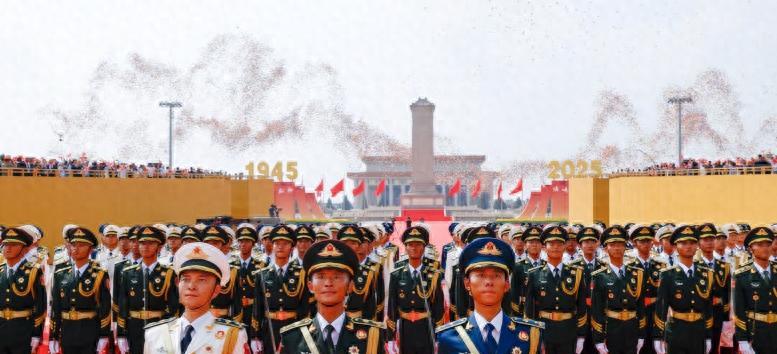 93阅兵后的“小意外”！8万和平鸽有的5分钟到家，有的迷路被偶遇