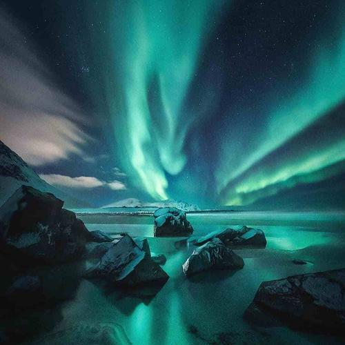 华为手机如何拍摄极光？需要哪些设置和技巧？