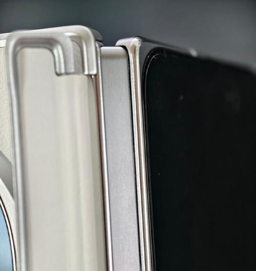 折叠屏绞链膜拆开的正确方法是什么？